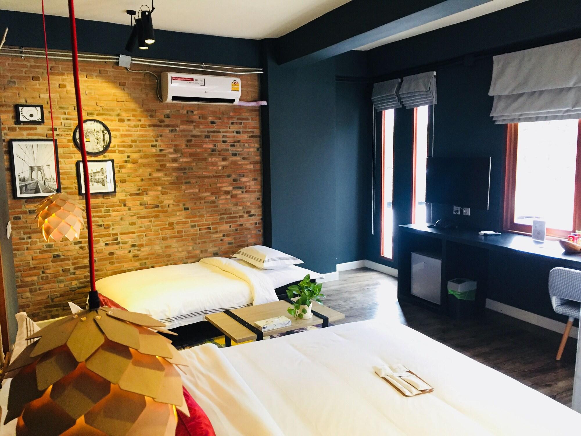 Joyful Thai Boutique Khách sạn